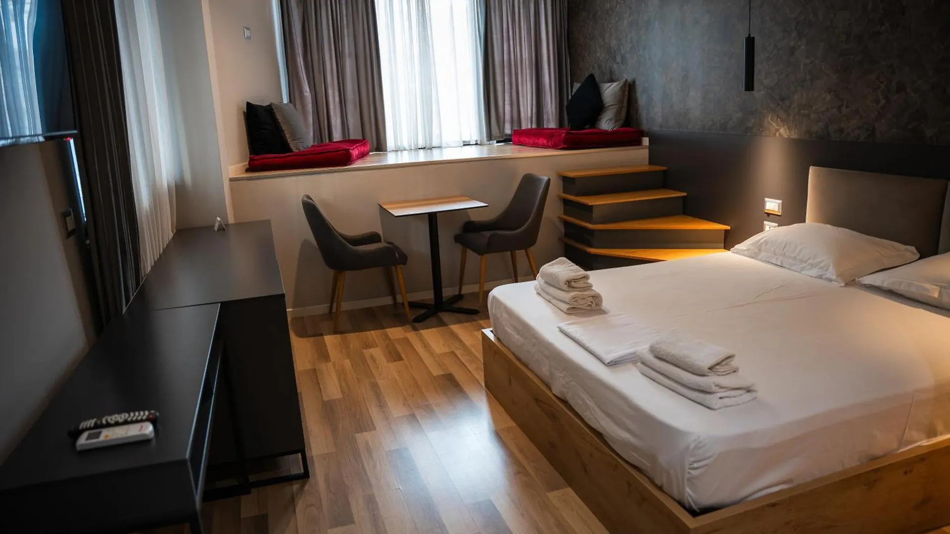 Center Boutique Hotel Тирана