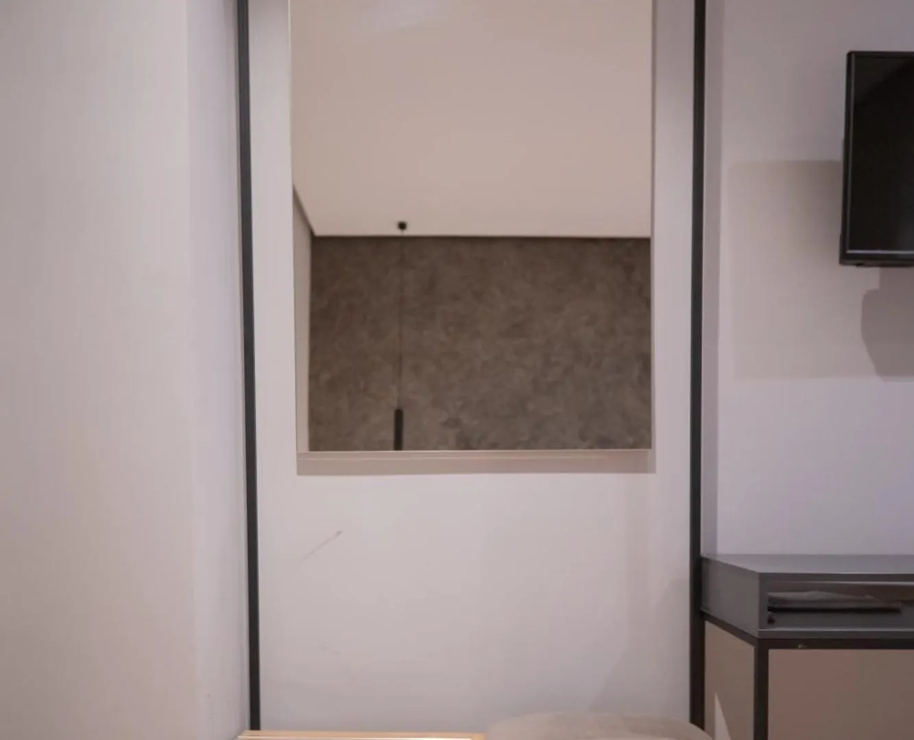 Center Boutique Hotel تيرانا
