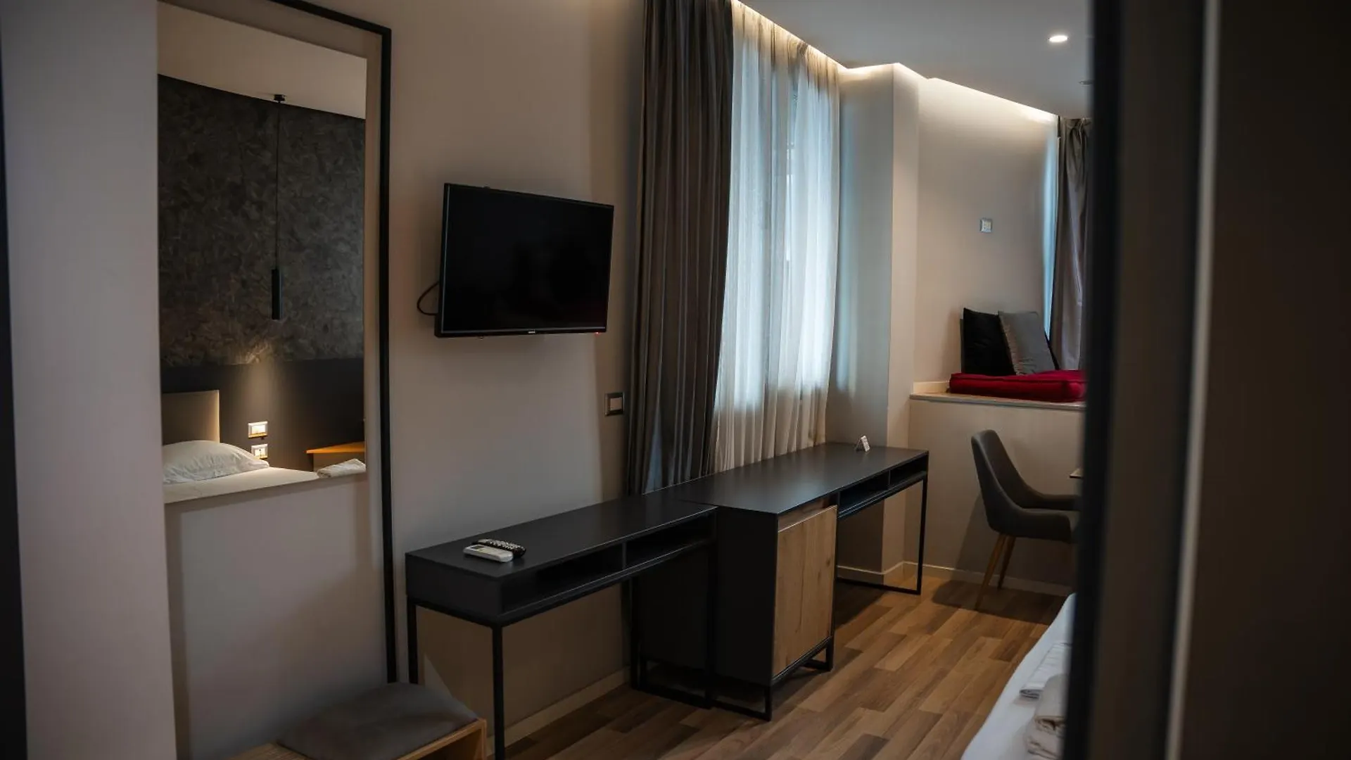 Center Boutique Hotel تيرانا ألبانيا